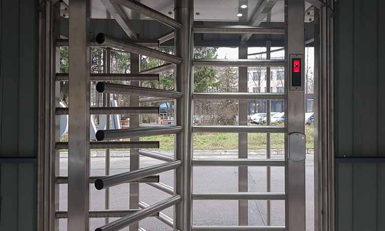 insert-turnstile-access Turnstile access entrance