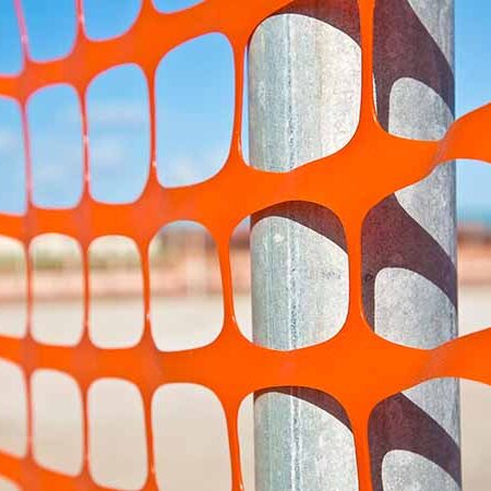 insert-temporary-platic-fence Temporary plastic fence