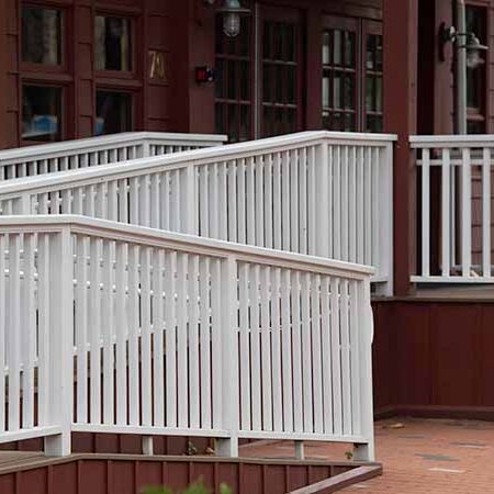 insert-vinyl-railings Vinyl railing for ramps and stairs